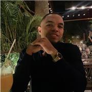 Soy maestro en artes visuales y tatuador hace 9 años, estoy dispuesto a compartir mis conocimientos con quien tenga pasión por el arte y por aprender